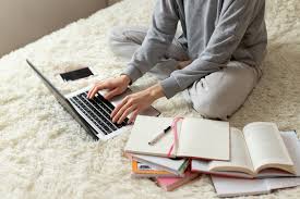 Quelle assurance habitation choisir pour un étudiant au Crous ?