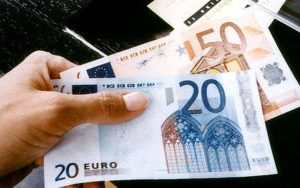 L&rsquo;augmentation des aléas climatiques pourrait faire tripler le coût de l&rsquo;assurance habitation dans les années à venir