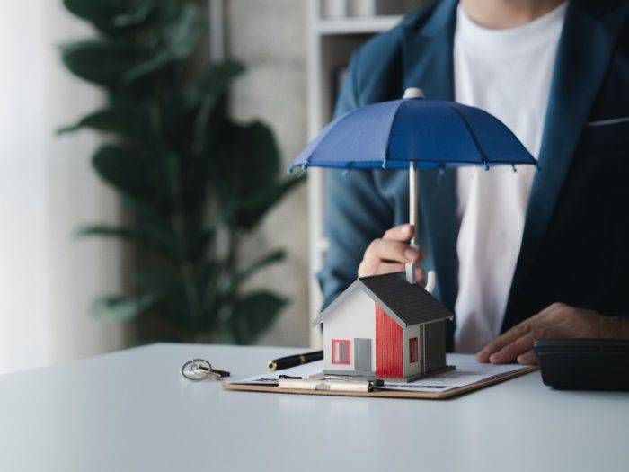 découvrez notre outil de simulation d'assurance habitation qui vous permet d'évaluer rapidement et facilement les meilleures options de couverture pour protéger votre domicile. obtenez des devis personnalisés et comparez les offres pour faire le meilleur choix en toute sérénité.