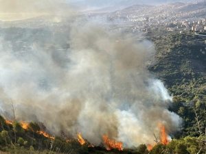 Le gouverneur Gavin Newsom adopte une loi pour garantir les indemnisations des survivants d&rsquo;incendies