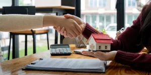 La négligence d&rsquo;entretien peut-elle annuler votre assurance habitation ? Voici ce qu&rsquo;il faut savoir.